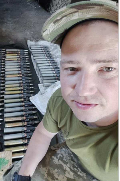 У січні 2023 року Олександр став бійцем 38-ї ОБМП, потрапив у розвідувальну роту "Він найбільше боявся мін": загинув воїн із Черкащини. | INFBusiness