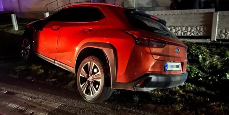 На Прикарпатті суддя скоїла наїзд на двох осіб: їй висунули обвинувачення.