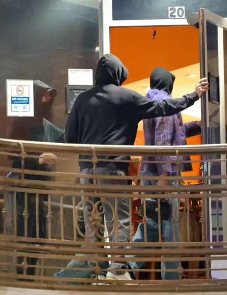 / Зіркові пари Лео Ді Капріо та Вітторія Черетті сходили на побачення в японський ресторан | INFBusiness