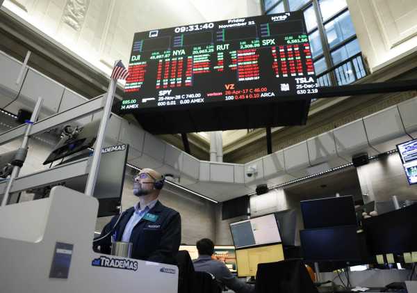 NYSE дає зелене світло: Grayscale запускає ETF XRP та Dogecoin у понеділок