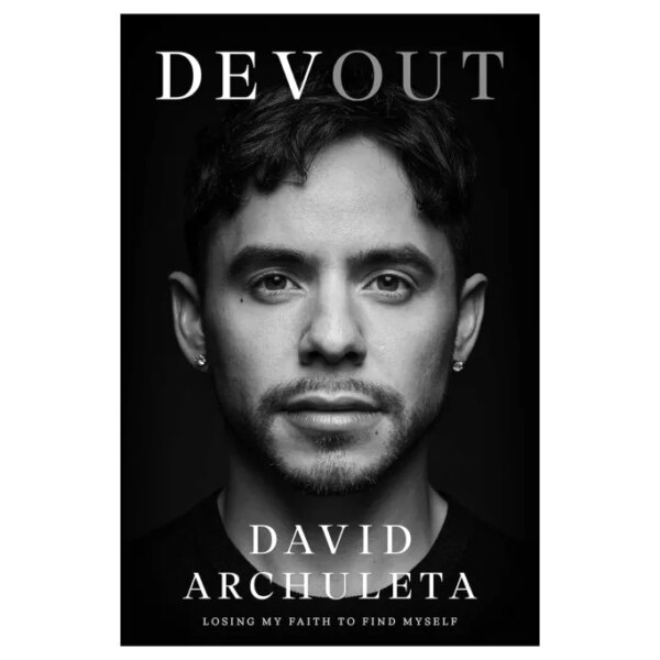 Девід Арчулета: Хто ці шість таємничих книг, які захопили серце зірки