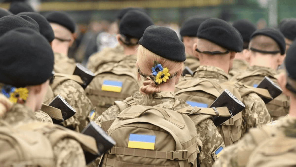 Жінки стають ключовими для нової моделі армії: як змінюється рекрутинг 1