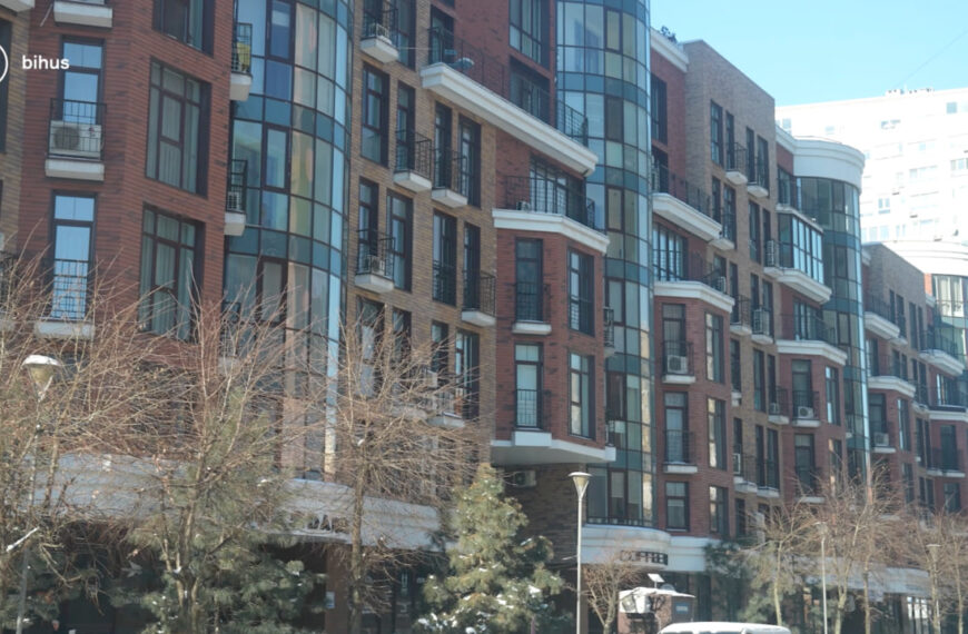 Скандальна прокурорська родина: елітка та авто в подарунок