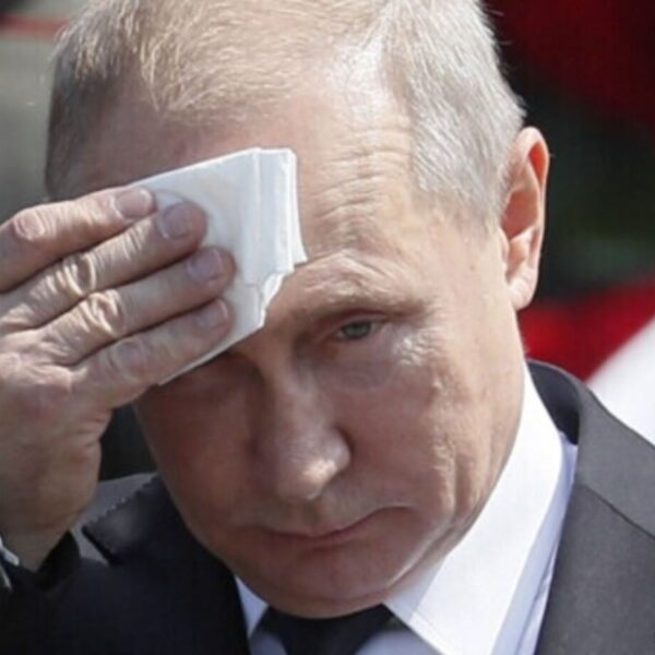 Нафта не врятує: Кремль гарячково ховає крах російської економіки