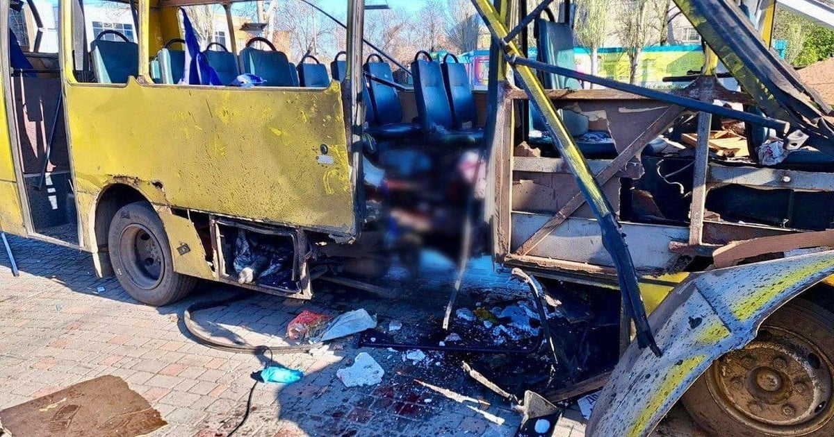 Удар по автобусу в Нікополі.