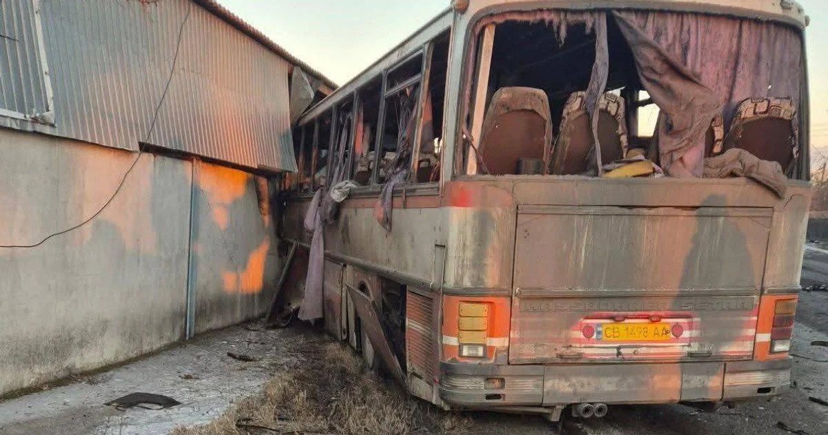 Росіяни атакували автобус (ілюстративне фото) Росіяни атакували автобус (ілюстративне фото)