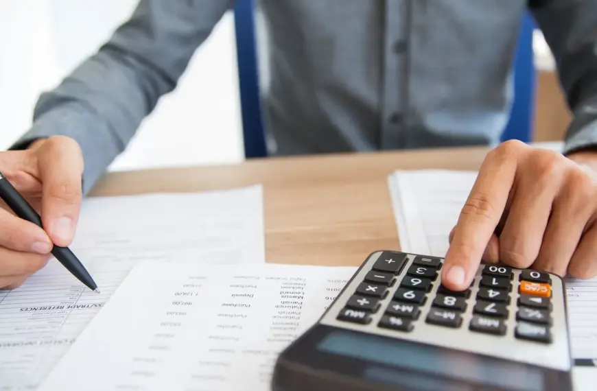 Незалежність громадської енергетики: як тарифи злетять в небо без ваших грошей