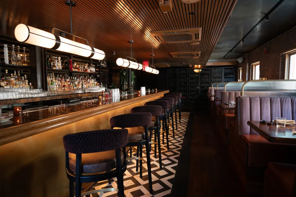 Зірки повертаються: Catch New York святкує 15 років, столики розкуплено 23