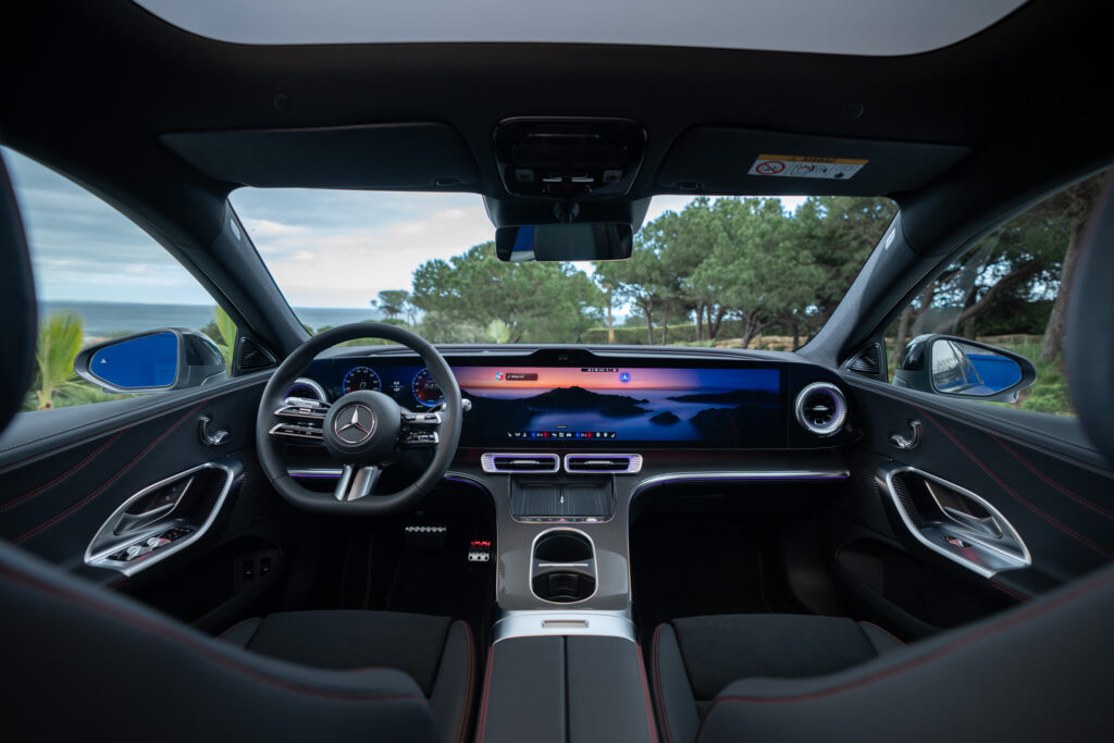 Mercedes C-Class прощається з універсалом: американці не люблять, окрім BMW M5 3