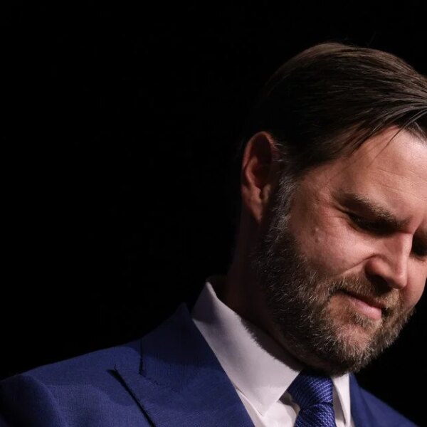 Іран запропонував США мирні пропозиції, розроблені ChatGPT — Венс