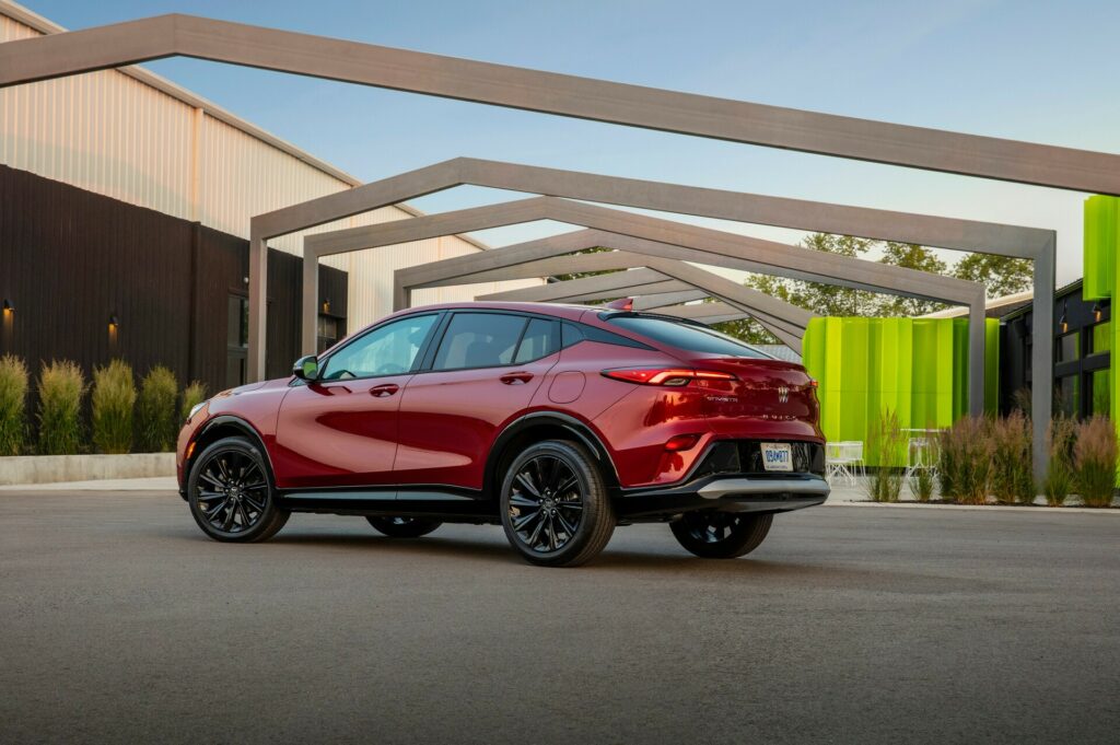 GM нарощує імпорт: 1,17 мільйона авто, випередивши BMW вп'ятеро 2