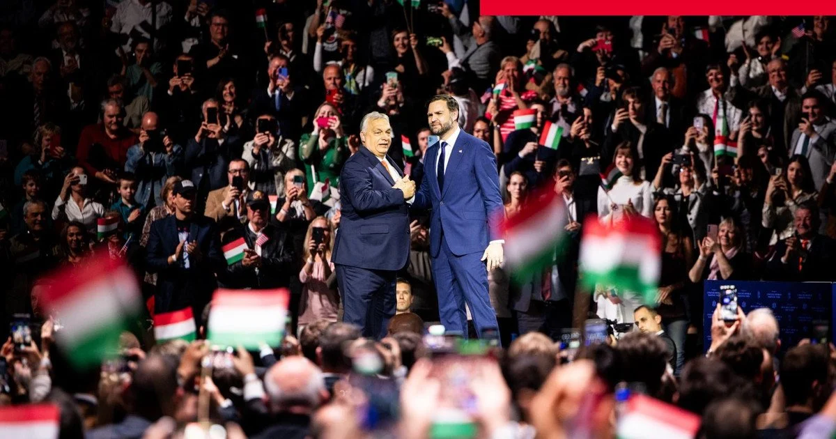 Венс і Орбан на передвиборному мітингу останнього
