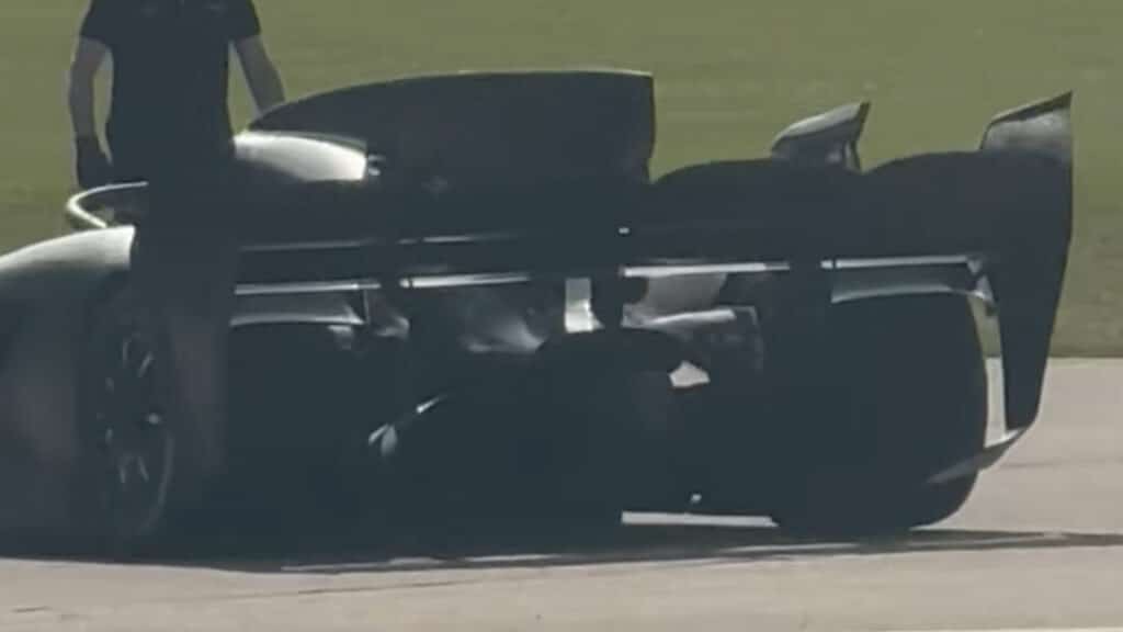 Aston Martin: мільярдні збитки чи таємний гіперкар, що вимагає уваги 2