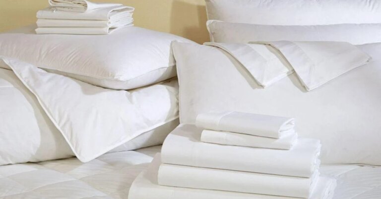 Стара сіра постіль сяятиме білизною, наче нова: додайте під час прання цей дешевий засіб. 6 Стара сіра постіль сяятиме білизною, наче нова: додайте під час прання цей дешевий засіб. 5