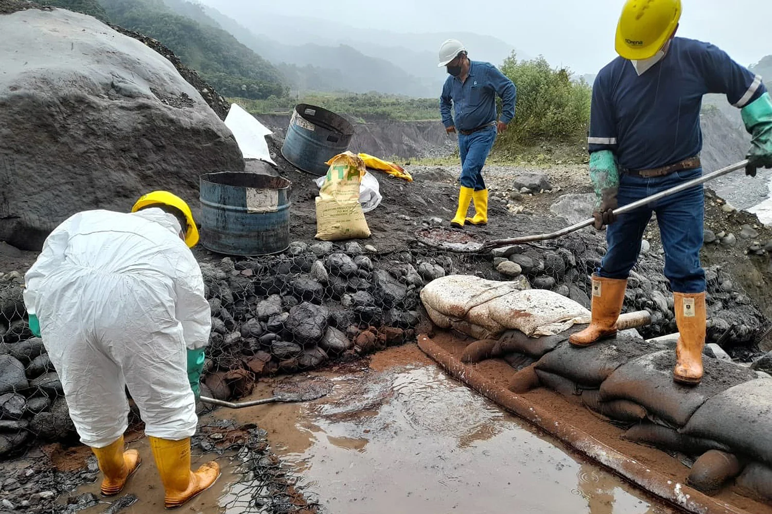 Світові лідери таємно контролюють золотий експорт, обминаючи закон 5