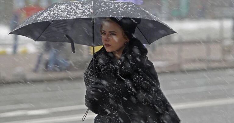 Балтійський циклон приносить до України зимову погоду: снігопади та морози до -5 градусів вже близько. 3