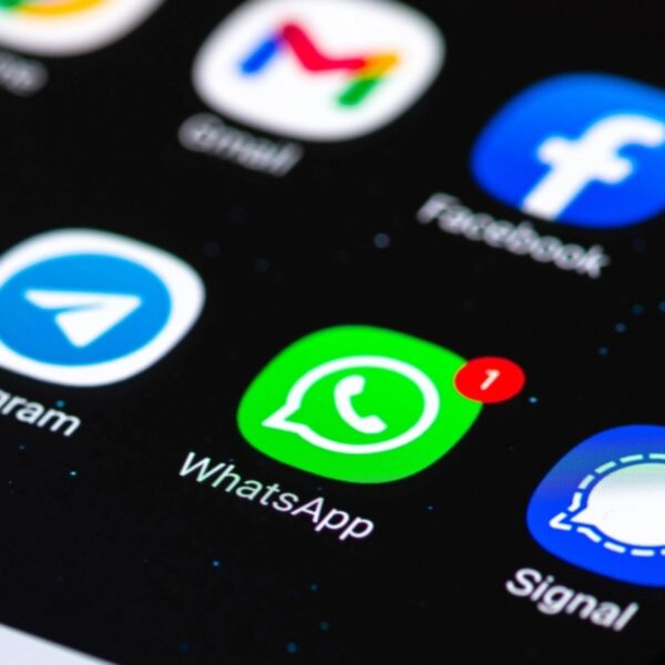 Шок: Російські хакери атакували Signal та WhatsApp – мільйони під загрозою!