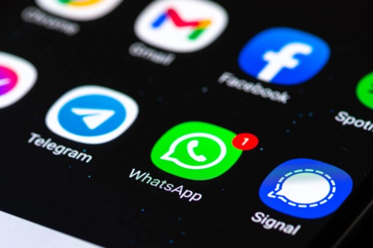 Шок: Російські хакери атакували Signal та WhatsApp - мільйони під загрозою! 10