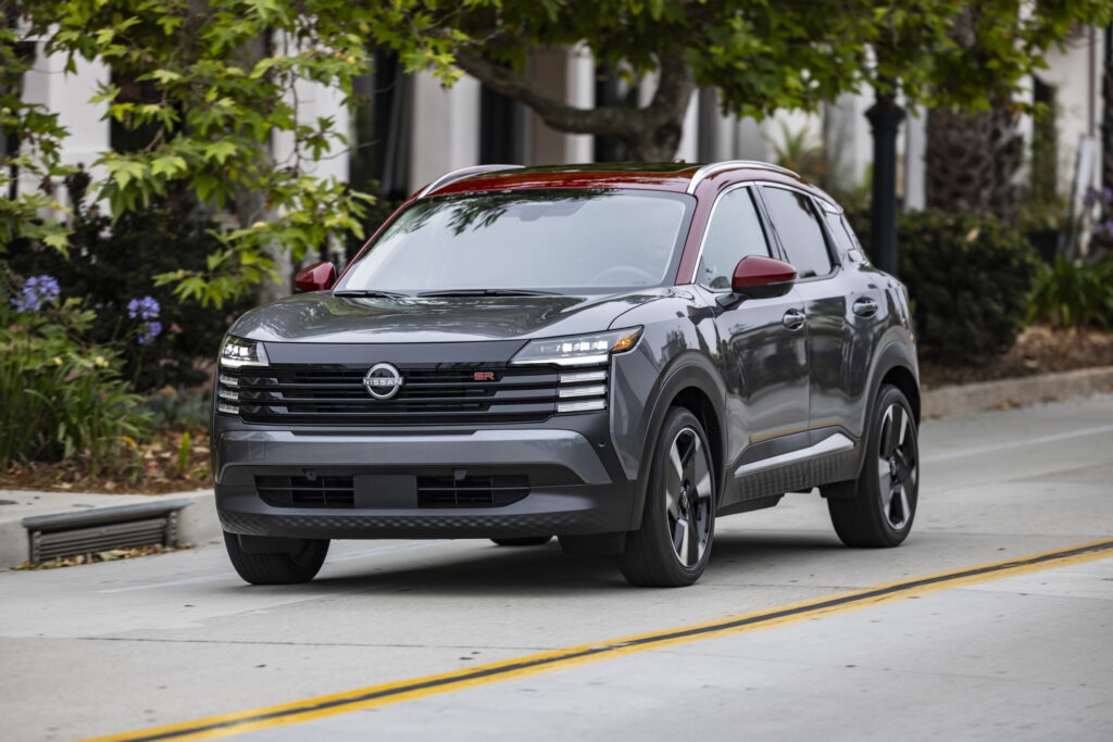 Nissan Kicks 2025: доступний кросовер отримає харизматичну версію Rock Creek 2