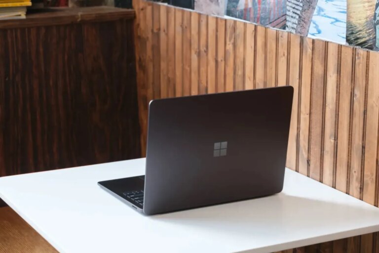 Прорив! Шок! Революція! OLED Surface Laptop – Майбутнє вже тут! 30