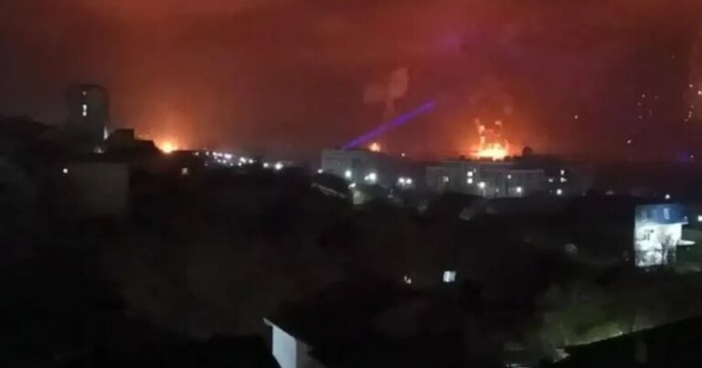 "Це просто жах": у Новоросійську спалахнула пожежа в порту — подробиці (відео) 39 "Це просто жах": у Новоросійську спалахнула пожежа в порту — подробиці (відео) 8