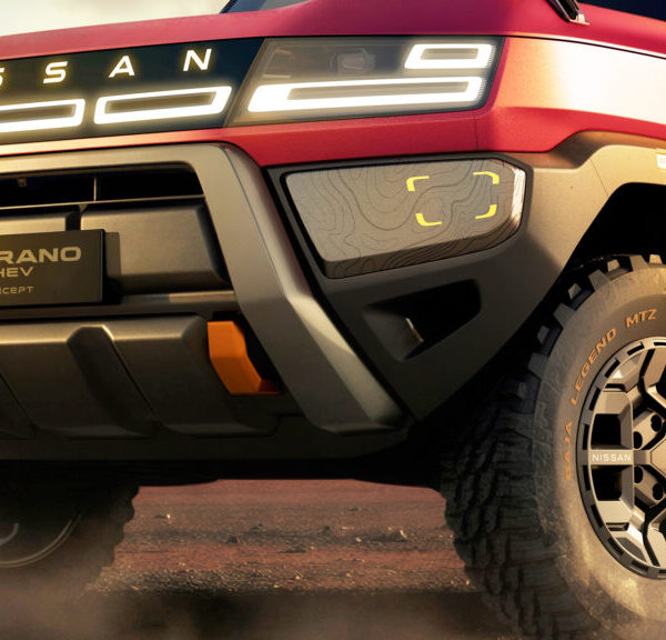 Nissan Terrano кине виклик Land Cruiser 250