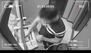 Закупівля гнилих продуктів для ЗСУ: хто стоїть за мільйонним розпилом?