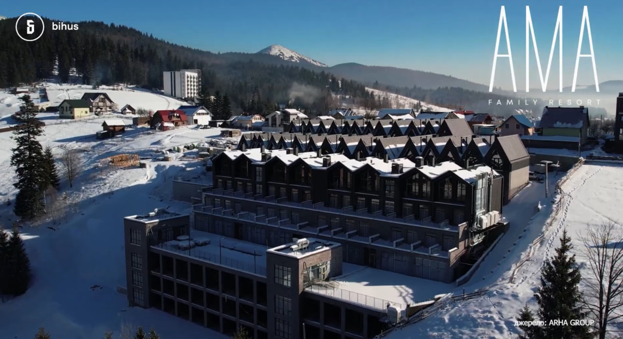 Кіберпол: мільйонні маєтки родин оперативників викриті 3 Кіберпол: мільйонні маєтки родин оперативників викриті 3