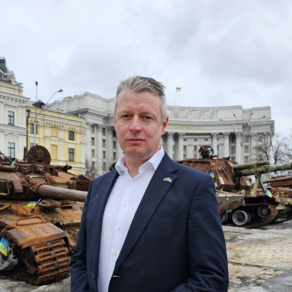 Головна 23 Як Велика Британія озброює Україну — інтервʼю з Міністра з питань оборонної готовності та промисловості Великої Британії Люком Поллардом