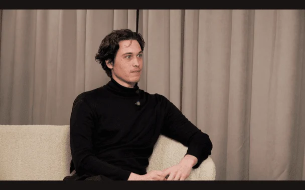 Син знаменитого українського артиста поділився деталями про стосунки своїх батьків: "Ревнощі були присутні" 2 Скриншот з інтерв’ю з Іваном Довженко