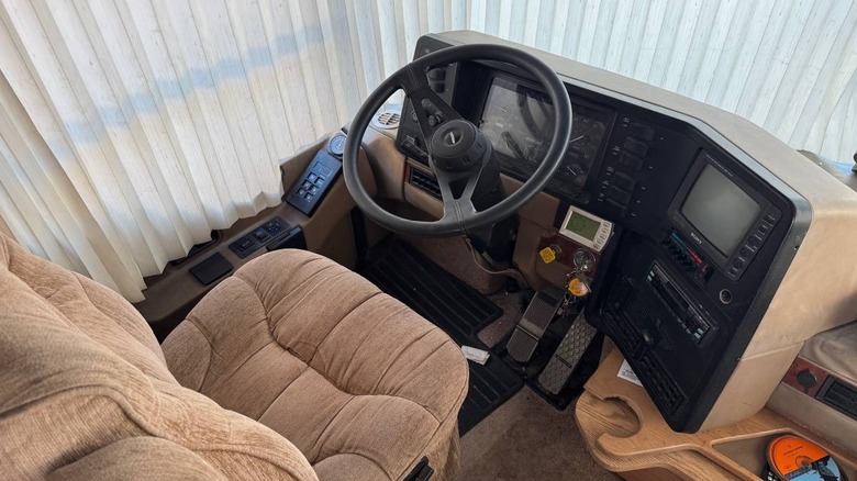 1996 Winnebago Vectra: За $7,500 – це вигідна угода? 2