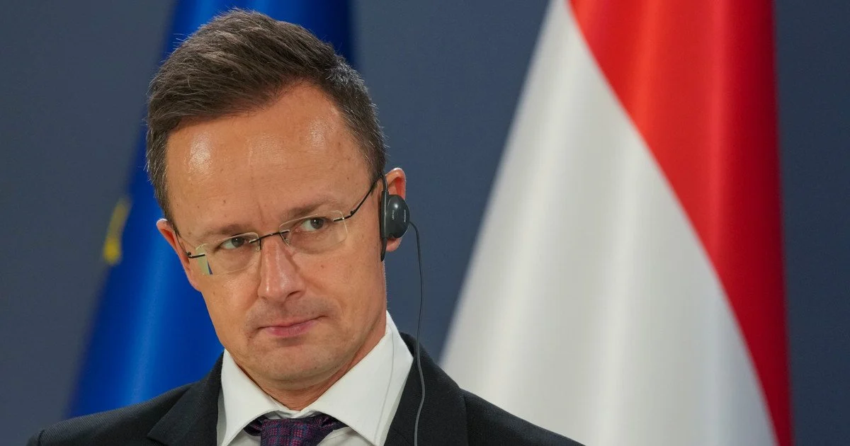 Інцидент із “плівками Szijjártó”: очільник МЗС Угорщини виступив із заявою