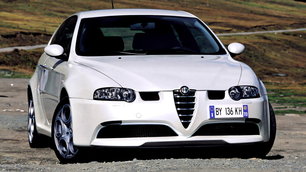 Alfa Romeo відроджує легенду: чи врятує хетчбек марку цього разу 1 Alfa Romeo відроджує легенду: чи врятує хетчбек марку цього разу 1