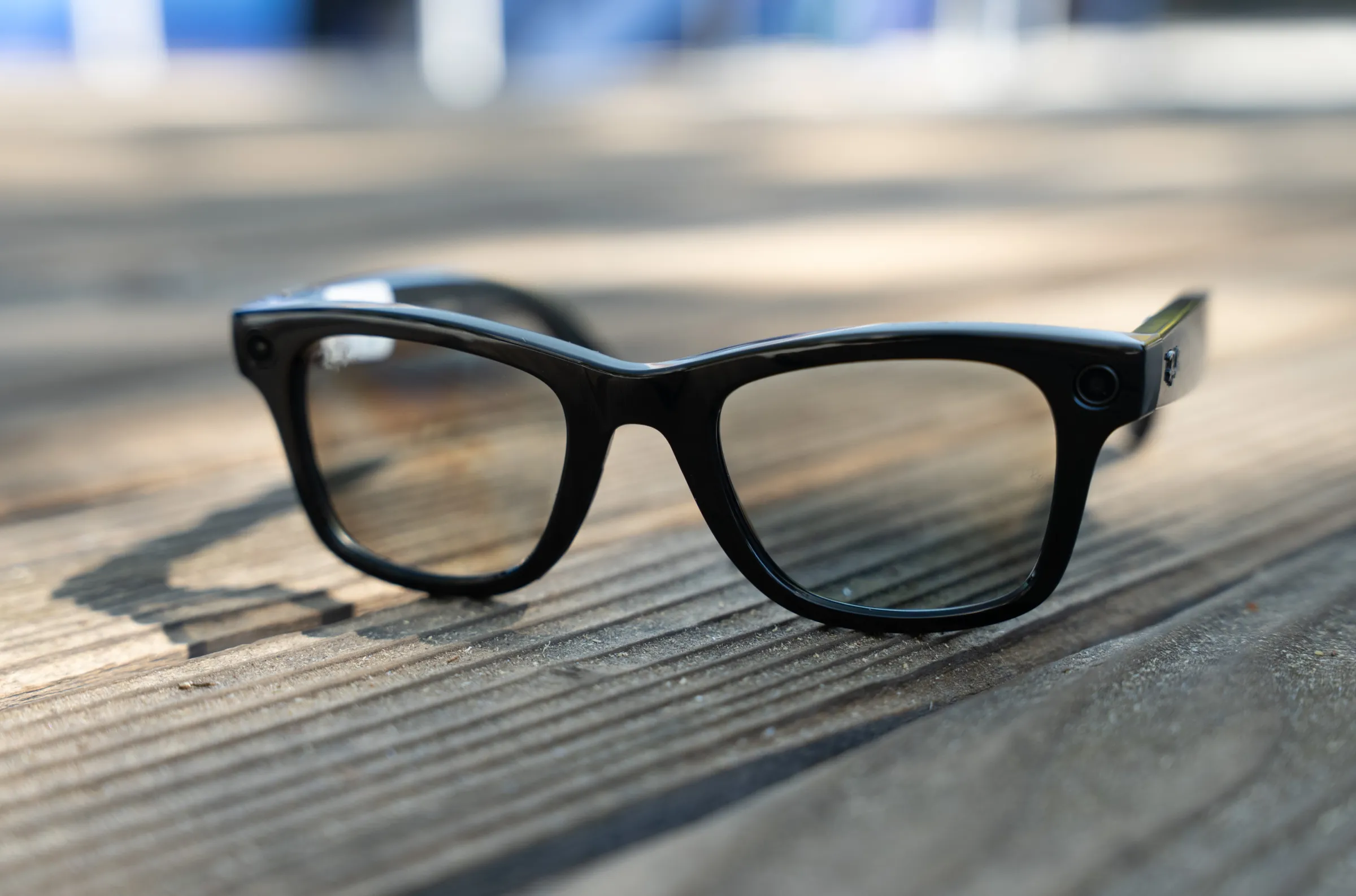 Літній розпродаж Meta: окуляри Ray-Ban Smart Glasses за рекордно низькими цінами ШТУЧНИЙ ІНТЕЛЕКТ РЯТУЄ РОЗПРОДАЖ! Ray-Ban Smart Glasses від Meta НА МЕЖІ ПРОРИВУ: Технології Майбутнього за Рекордними Цінами!