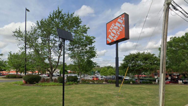 Home Depot і Lowe's: чому номерні знаки авто українців потрапили під приціл влади? 14 Home Depot і Lowe's: чому номерні знаки авто українців потрапили під приціл влади? 14