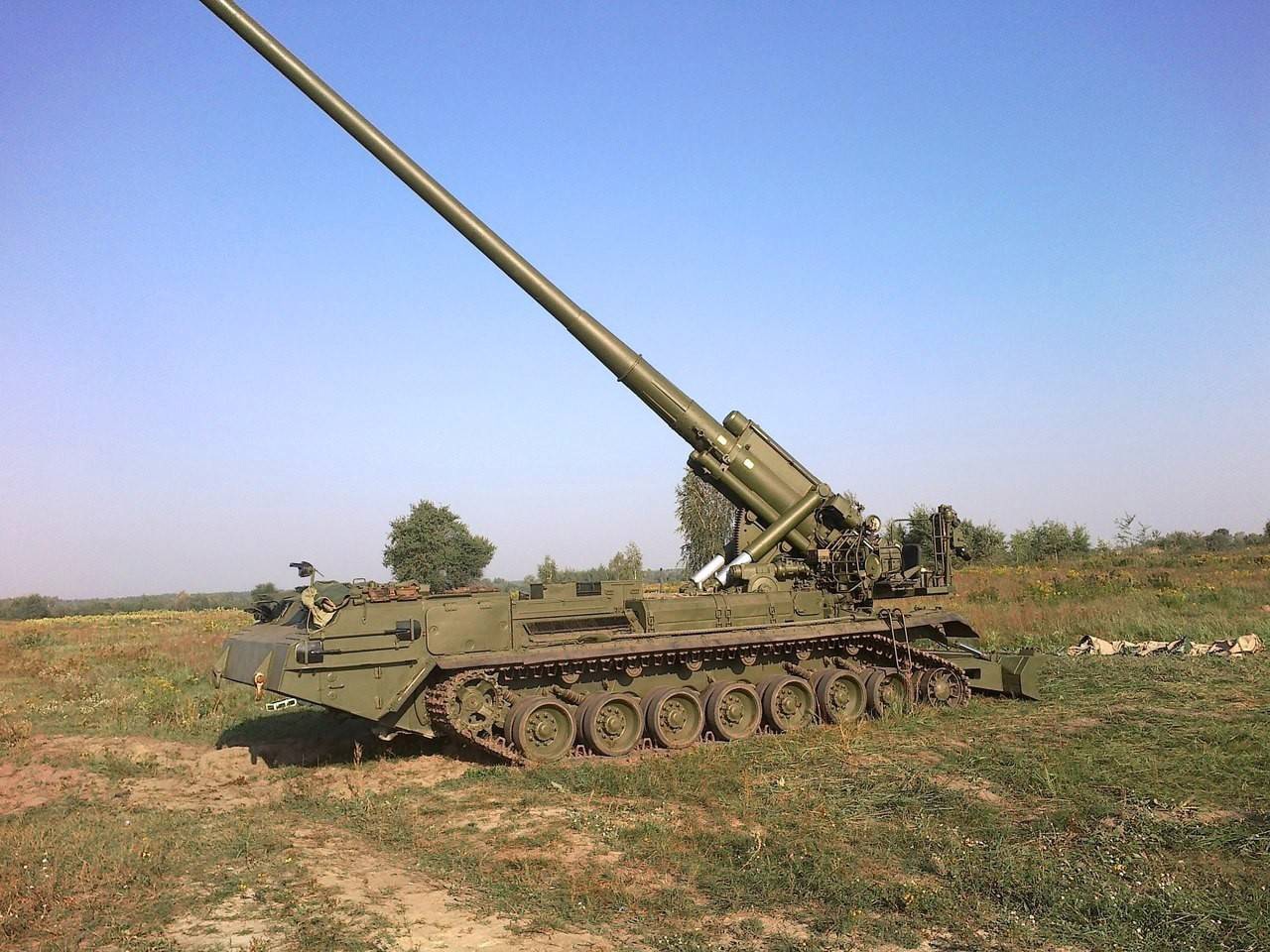 Від HIMARS до FPV: як Україна нищить російські 203 мм гармати «Пион» 14