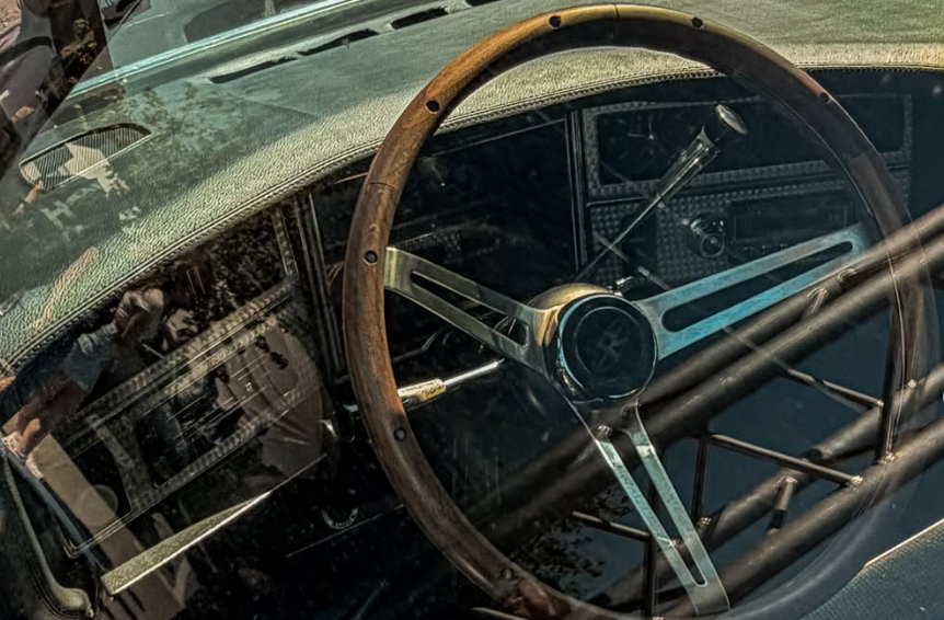 Легендарний Buick Riviera 1971 року вперше помічений на українських дорогах 2