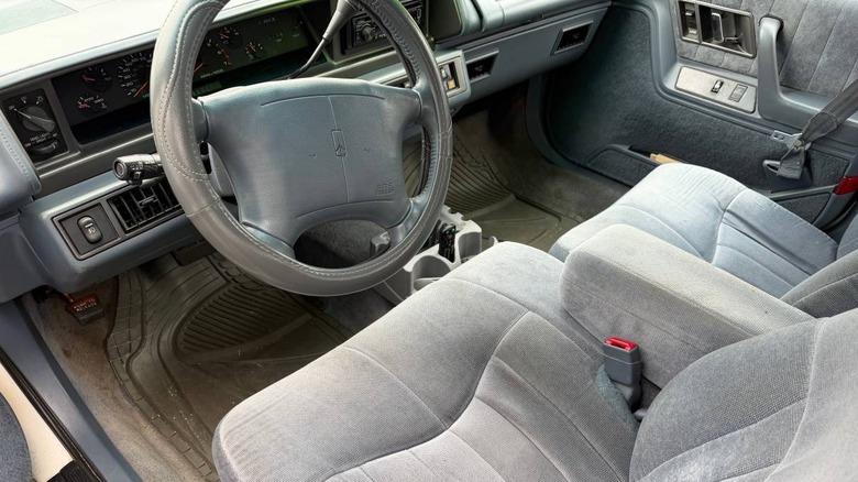 1995 Oldsmobile Cutlass Supreme за $2700: чи вартий він своєї ціни 2