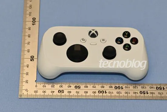 Просочилися зображення нового контролера Xbox Cloud Gaming від Microsoft Штучний інтелект: Прорив! Microsoft показує Технології Майбутнього: Новий контролер Xbox Cloud Gaming – Ваш крок у майбутнє геймінгу! 2