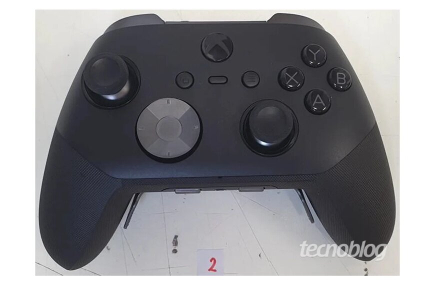 Прототип Xbox Elite 3: Таємничі кнопки натякають на ШІ-революцію в іграх. Технології&hellip;