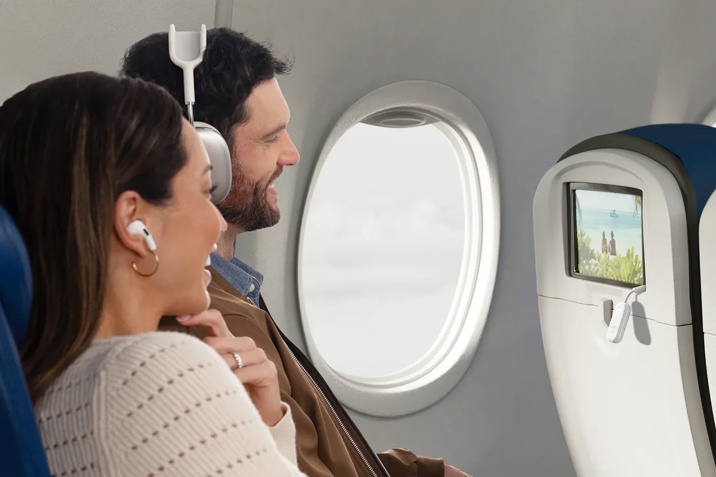 Передовий AirFly Pro 2 від Twelve South: Найкраща ціна до літніх подорожей Революція в подорожах: Штучний інтелект та Технології майбутнього вже тут! AirFly Pro 2 від Twelve South – це прорив, якого ви чекали! 3