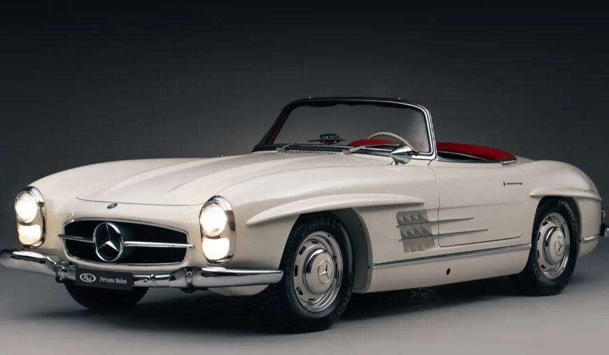 Mercedes-Benz 300 SL 1963 року: легендарний родстер продається за 2 мільйони доларів