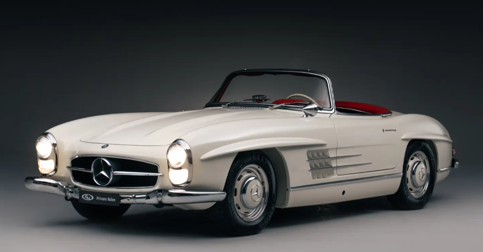 Mercedes-Benz 300 SL 1963 року: легендарний родстер продається за 2 мільйони доларів 1