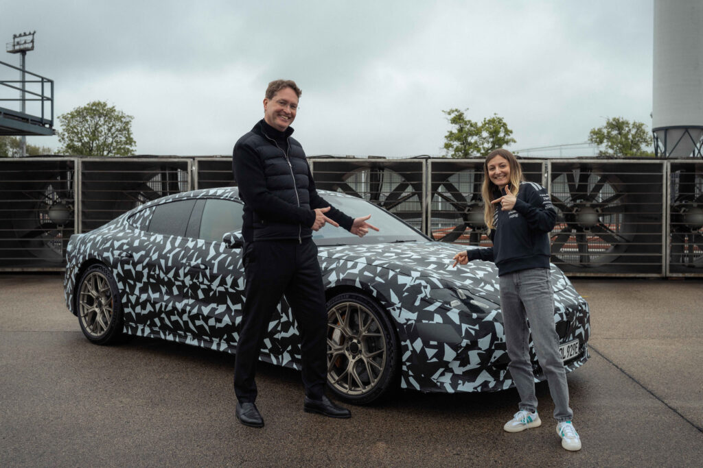 AMG EQS 53: "V8" звучить краще, ніж у Dodge Charger Daytona 1