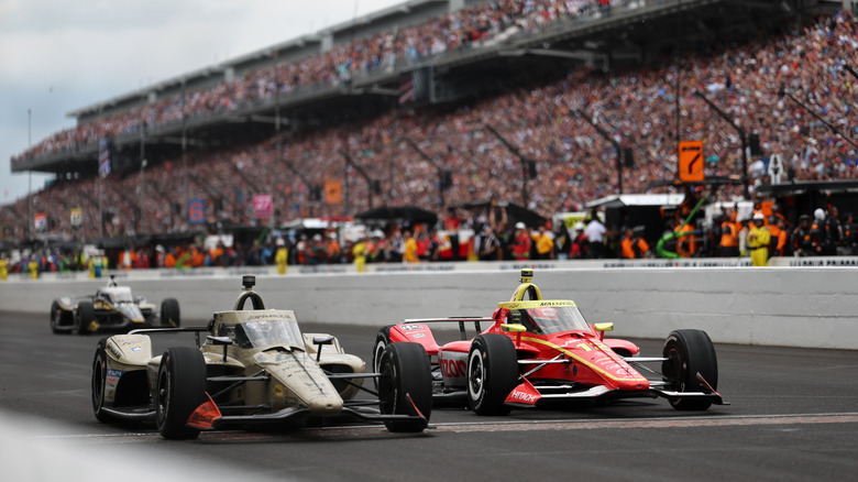 Людські двигуни IndyCar: потужний рев чи гучний провал для автопрому