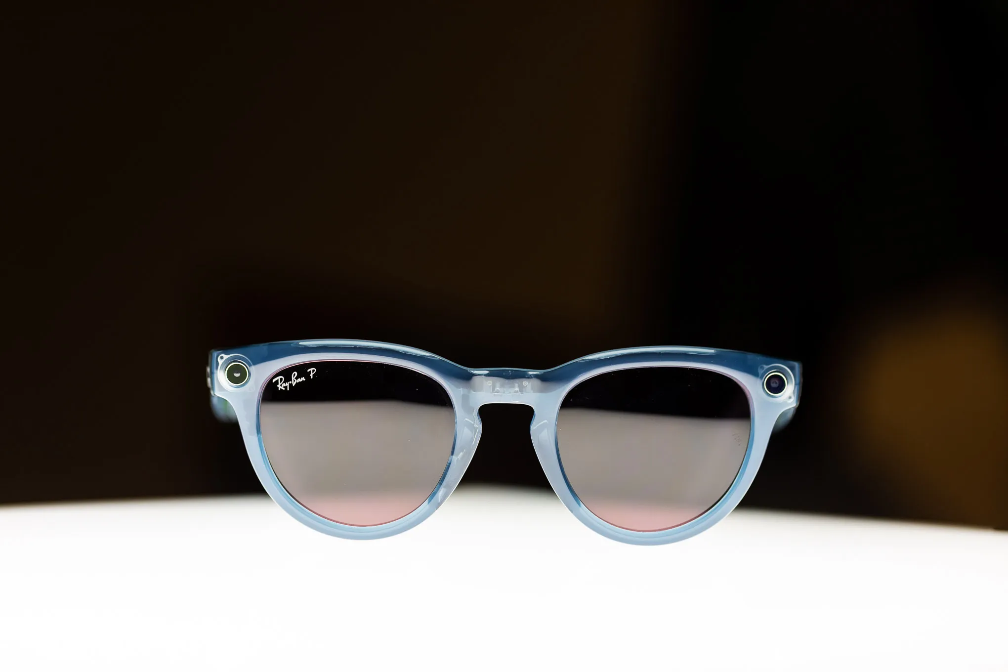 Літній розпродаж Meta: окуляри Ray-Ban Smart Glasses за рекордно низькими цінами ШТУЧНИЙ ІНТЕЛЕКТ РЯТУЄ РОЗПРОДАЖ! Ray-Ban Smart Glasses від Meta НА МЕЖІ ПРОРИВУ: Технології Майбутнього за Рекордними Цінами! 3 Літній розпродаж Meta: окуляри Ray-Ban Smart Glasses за рекордно низькими цінами ШТУЧНИЙ ІНТЕЛЕКТ РЯТУЄ РОЗПРОДАЖ! Ray-Ban Smart Glasses від Meta НА МЕЖІ ПРОРИВУ: Технології Майбутнього за Рекордними Цінами! 3