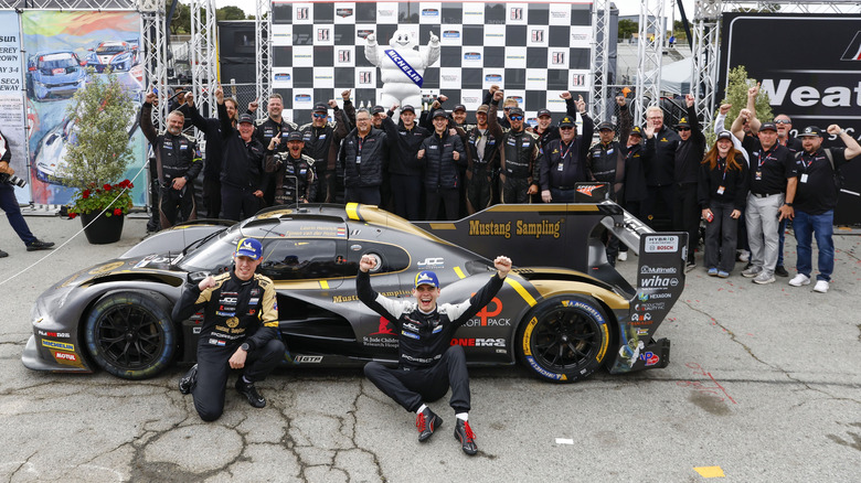 Porsche: В IMSA на Laguna Seca особлива атмосфера, кажуть пілоти 6