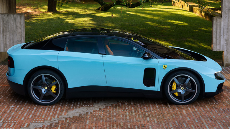 Колишній бос Ferrari розкритикував нову модель марки 2