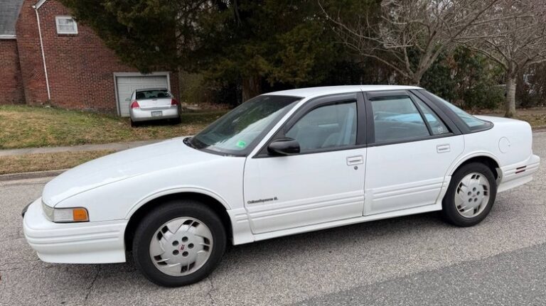 1995 Oldsmobile Cutlass Supreme за $2700: чи вартий він своєї ціни 21
