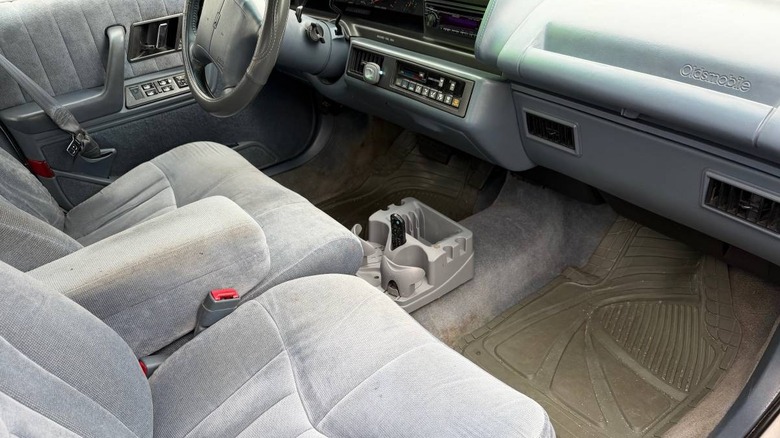 1995 Oldsmobile Cutlass Supreme за $2700: чи вартий він своєї ціни 3